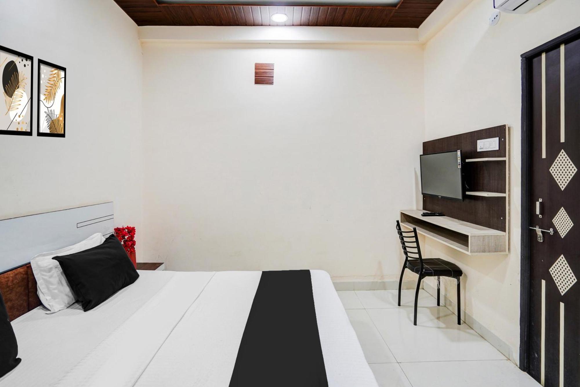 Super Hotel O Brilliant Convention Centre Formerly Madhur Shree Indore Zewnętrze zdjęcie
