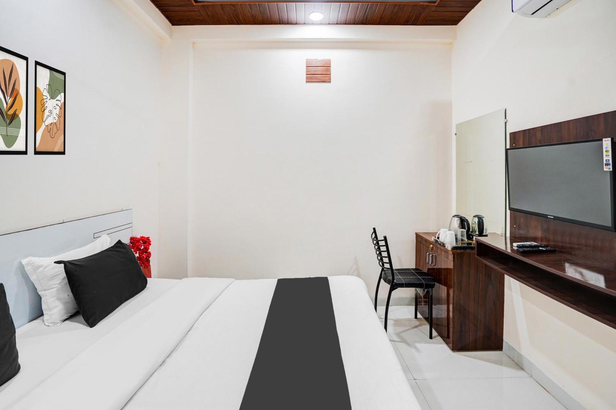 Super Hotel O Brilliant Convention Centre Formerly Madhur Shree Indore Zewnętrze zdjęcie